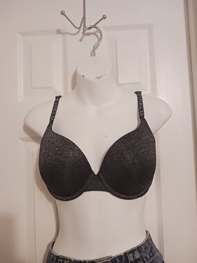 Victoria's Secret Charcoal Black Heather Perfect Shape T-Shirt Bra 32DD